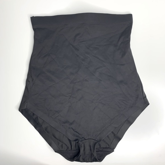 Maidenform Self Expression High-Waisted Briefs - Picture 3 of 9